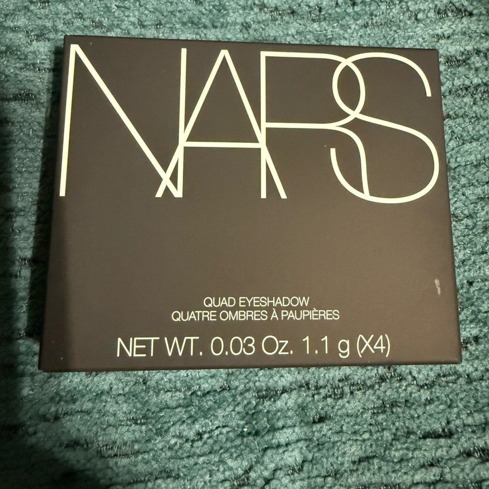 NARS Quad Eyeshadow - Kuala Lumpur - New in box - Picture 2 of 2
